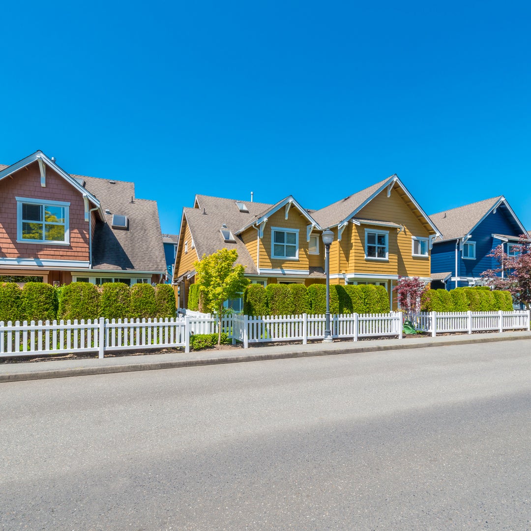 Image of Here are the top 10 most expensive U.S. zip codes and their median home sale prices in 2021.