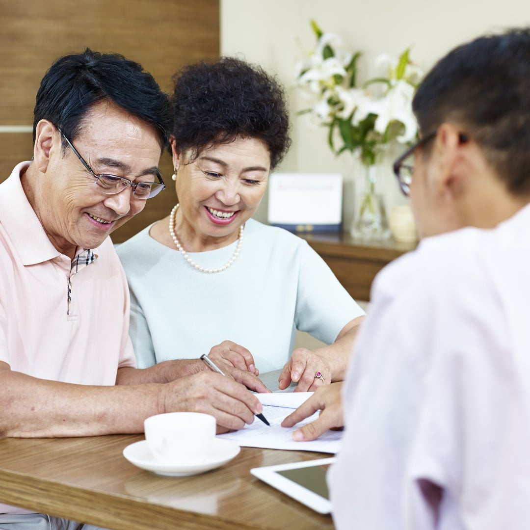 Image of Here are 5 helpful tips on how you can start planning for retirement in your 40s. 