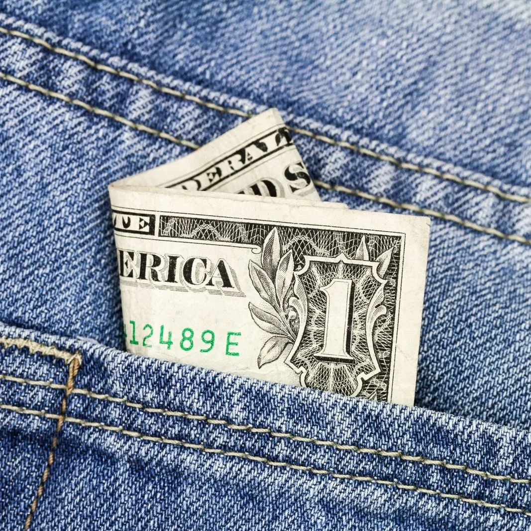 Image of People often think that it takes big bucks to be an investor. But with micro investing, you can start with $5 or less. 